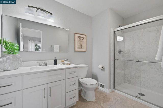 1988 Pomar Way, Walnut Creek, CA 94598