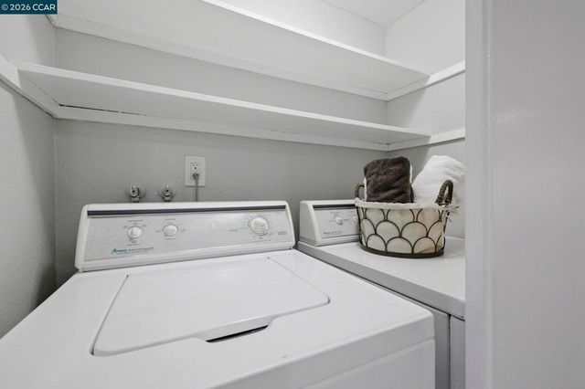 1988 Pomar Way, Walnut Creek, CA 94598