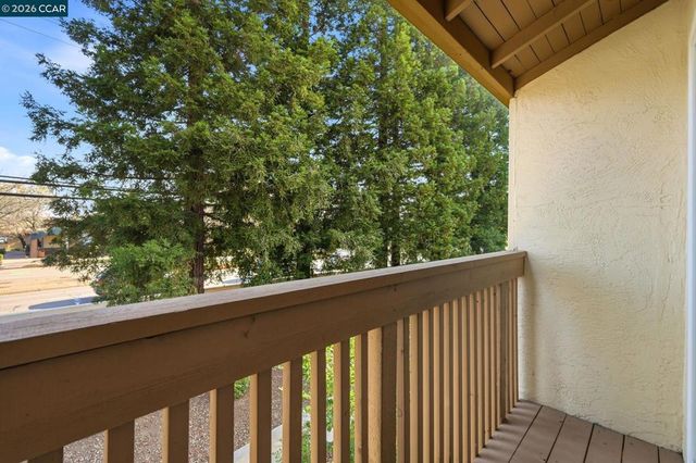 1988 Pomar Way, Walnut Creek, CA 94598