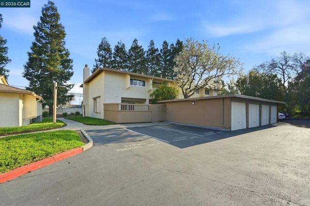 1988 Pomar Way, Walnut Creek, CA 94598