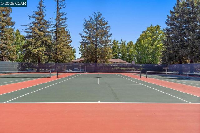 1988 Pomar Way, Walnut Creek, CA 94598