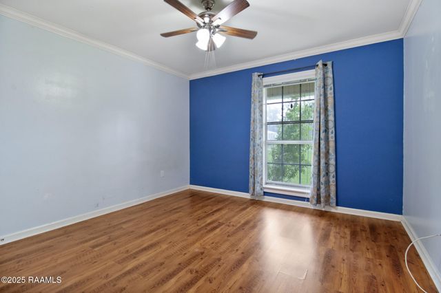 1034 Hollow Oaks Road, Breaux Bridge, LA 70517