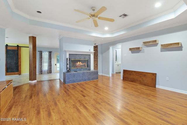 1034 Hollow Oaks Road, Breaux Bridge, LA 70517