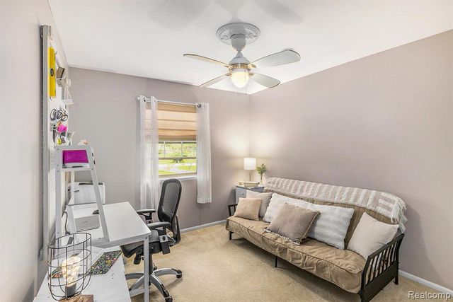 8450 Pineview Lake Drive, Linden, MI 48451