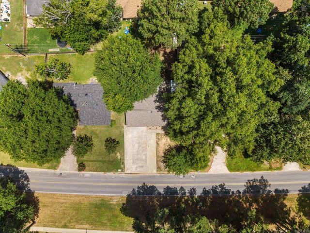 1008 N Jp Wright Loop Road, Jacksonville, AR 72076