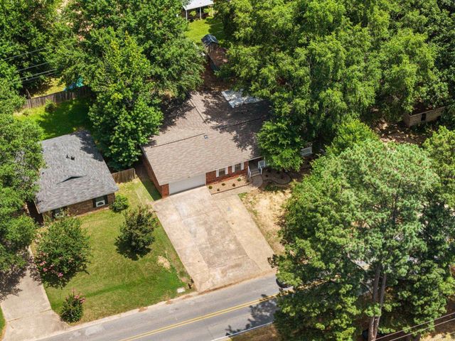 1008 N Jp Wright Loop Road, Jacksonville, AR 72076
