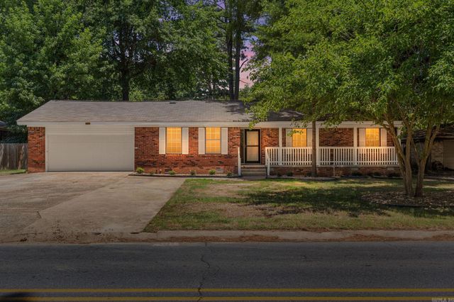 1008 N Jp Wright Loop Road, Jacksonville, AR 72076