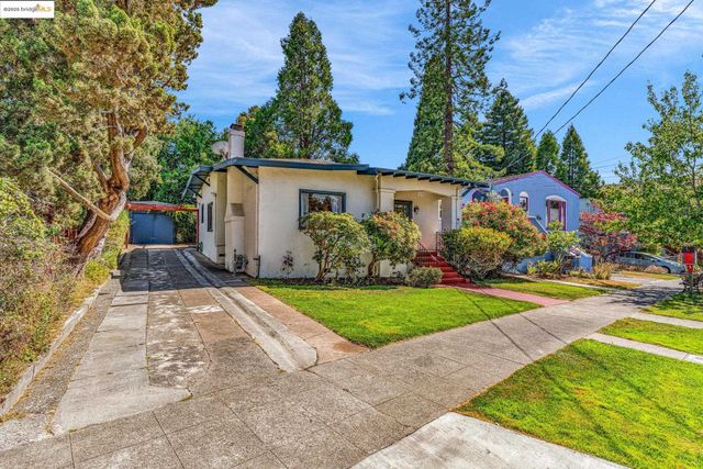 1830 Catalina Ave, Berkeley, CA 94707