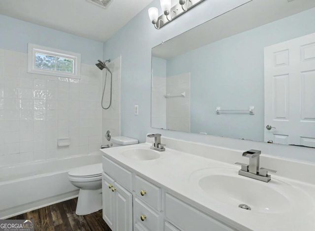 1432 Fairdale Court, Dacula, GA 30019