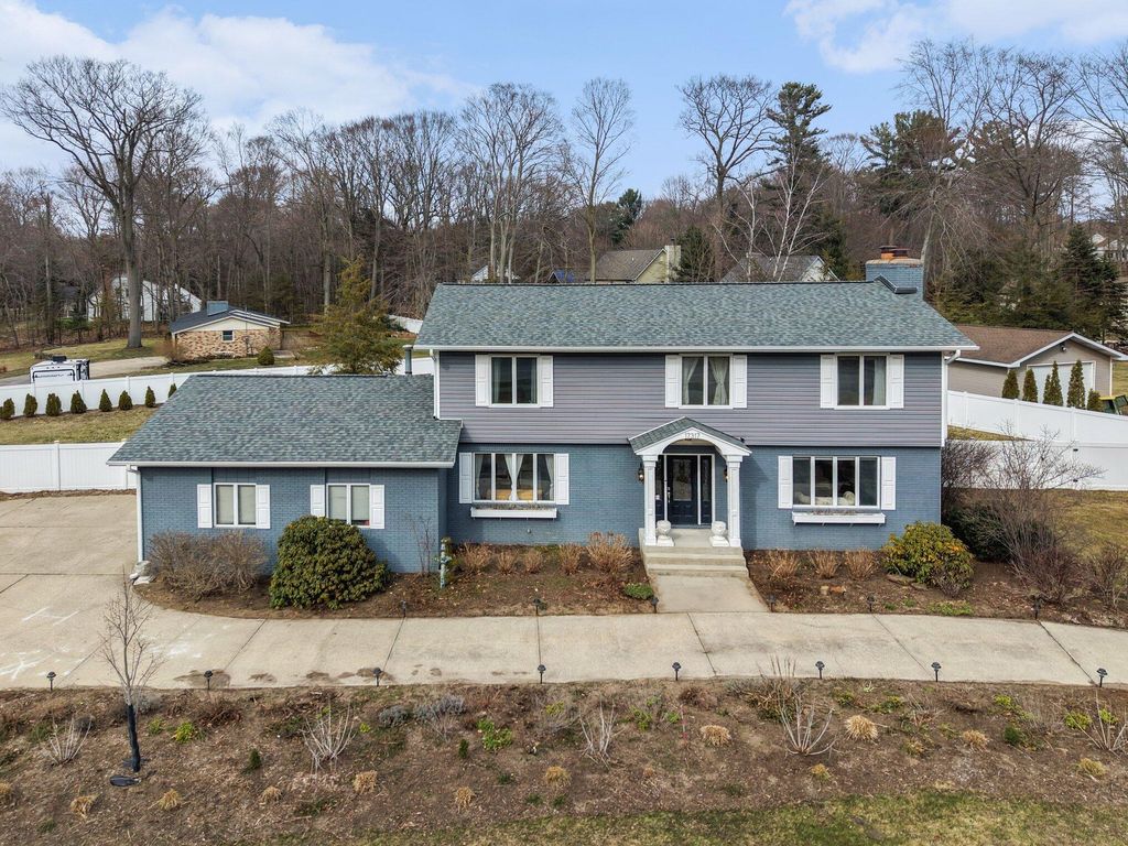 17317 Ferris Street, Grand Haven Twp, MI 49417