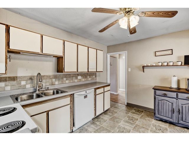 6087 Depew St, Arvada, CO 80003