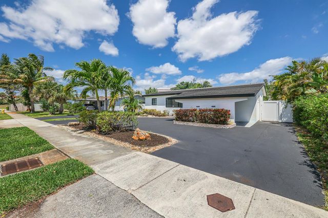 101 NE 57th Court, Fort Lauderdale, FL 33334
