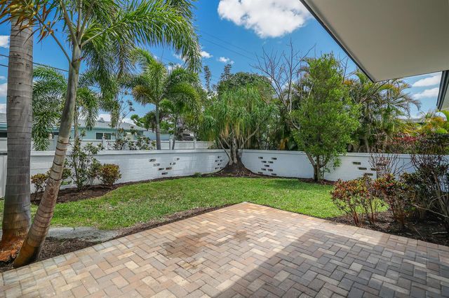 101 NE 57th Court, Fort Lauderdale, FL 33334