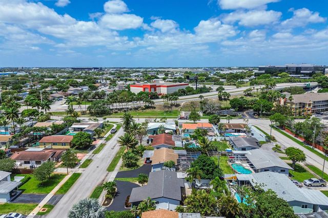 101 NE 57th Court, Fort Lauderdale, FL 33334