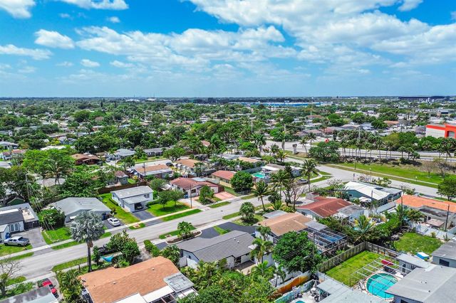 101 NE 57th Court, Fort Lauderdale, FL 33334