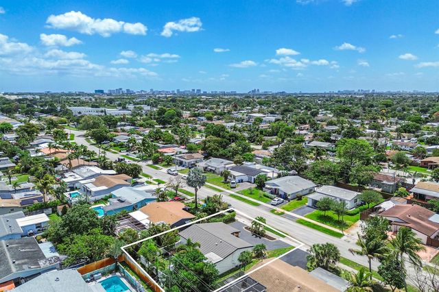101 NE 57th Court, Fort Lauderdale, FL 33334