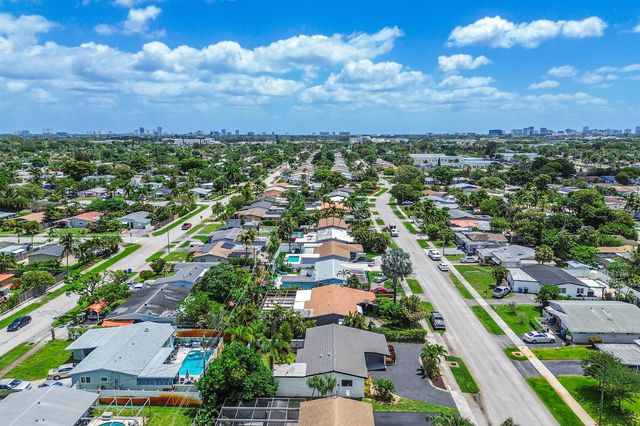 101 NE 57th Court, Fort Lauderdale, FL 33334