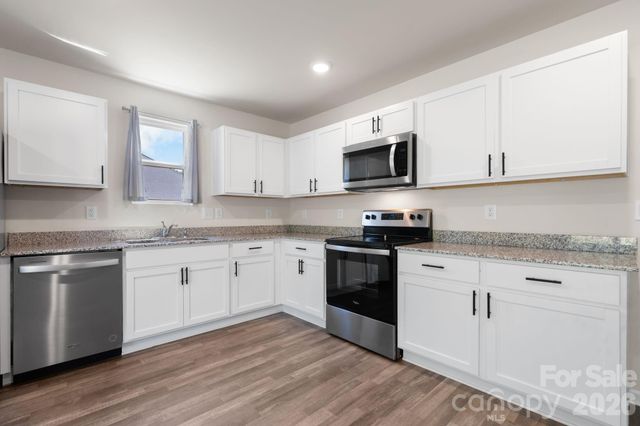 1262 Reid Court, Lenoir, NC 28645