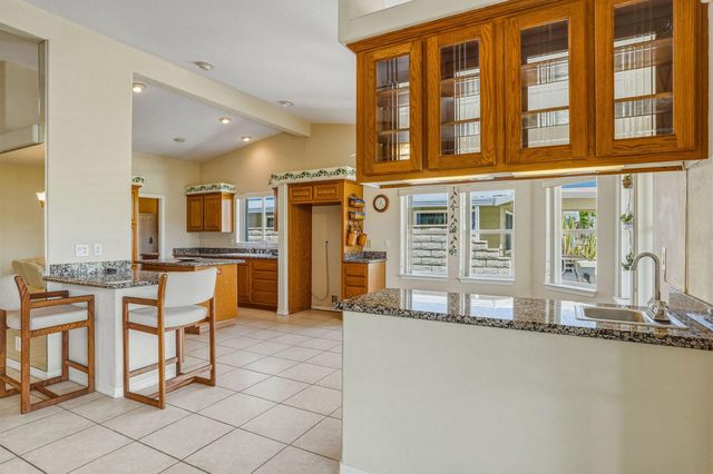 73569 Oak Flats Drive, Palm Desert, CA 92260