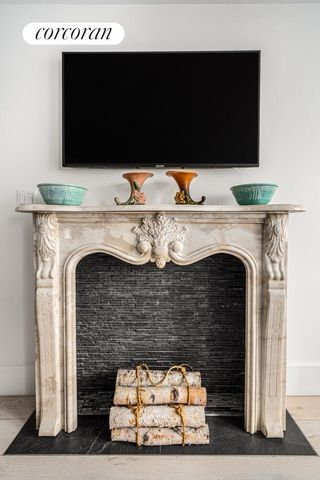 155 E 93rd St Apt 11D, New York City, NY 10128