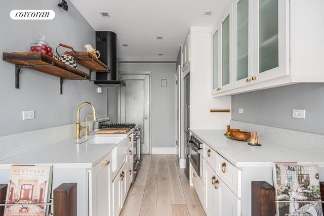 155 E 93rd St Apt 11D, New York City, NY 10128