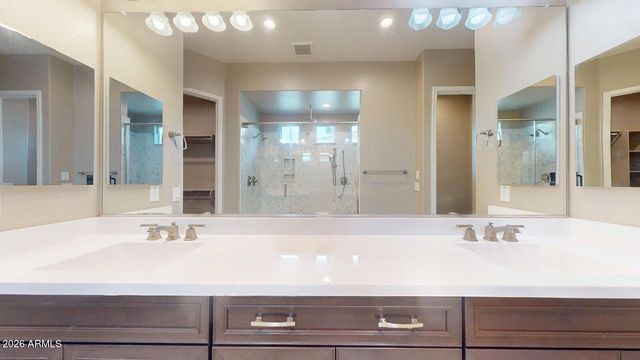 3526 E SPRING WHEAT Lane, Gilbert, AZ 85296