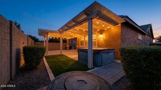 3526 E SPRING WHEAT Lane, Gilbert, AZ 85296
