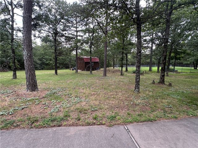 1574 County Road 207 (Onyx Cave Rd.), Eureka Springs, AR 72632