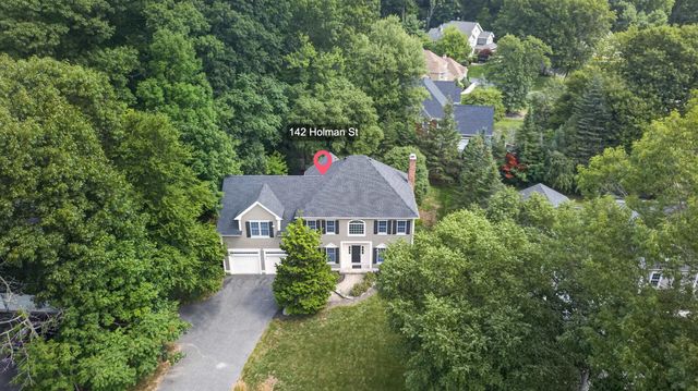 142 Holman Street, Shrewsbury, MA 01545