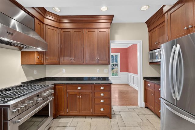 142 Holman Street, Shrewsbury, MA 01545