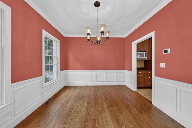 142 Holman Street, Shrewsbury, MA 01545