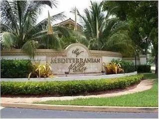 6280 NW 186th St 103, Hialeah, FL 33015