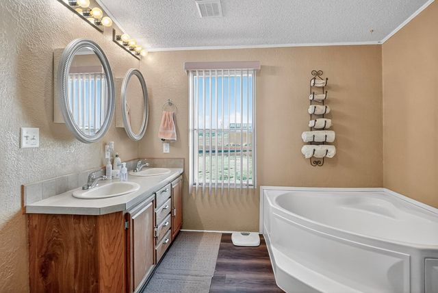 3145 C County Rd 1900, Stanton, TX 79782