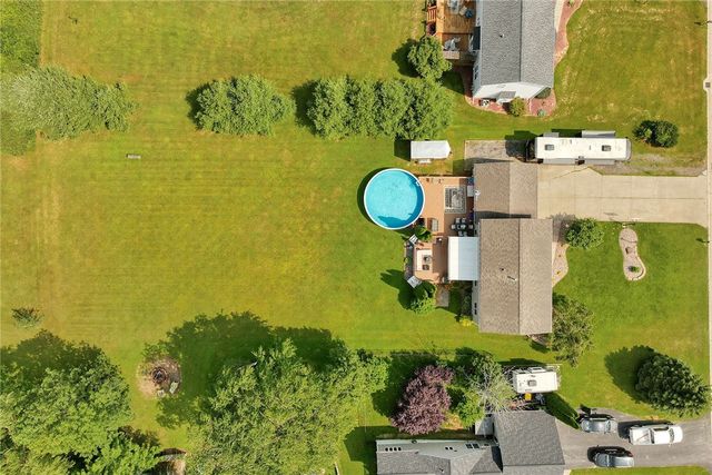 6149 Lillypond Way, Ontario, NY 14519