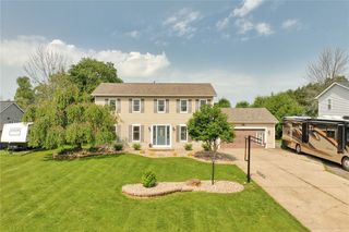 6149 Lillypond Way, Ontario, NY 14519