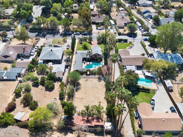 9701 La Canada Way, Los Angeles, CA 91040
