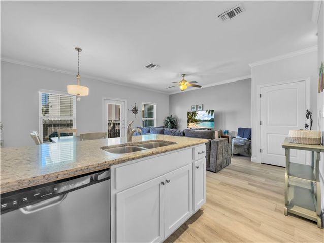 14806 Robla Dr, Corpus Christi, TX 78418