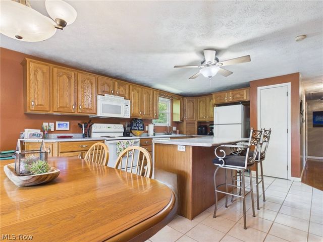 237 Wakefield Drive, Washington, WV 26181