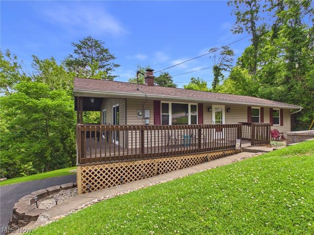237 Wakefield Drive, Washington, WV 26181