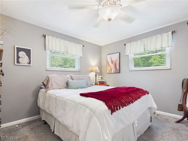 237 Wakefield Drive, Washington, WV 26181