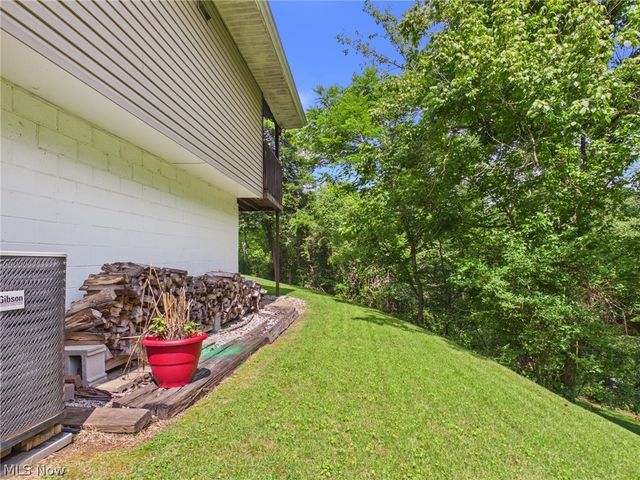237 Wakefield Drive, Washington, WV 26181