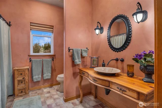 1939 49th Street, Port Townsend, WA 98368