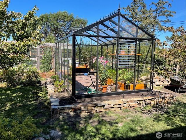 1939 49th Street, Port Townsend, WA 98368