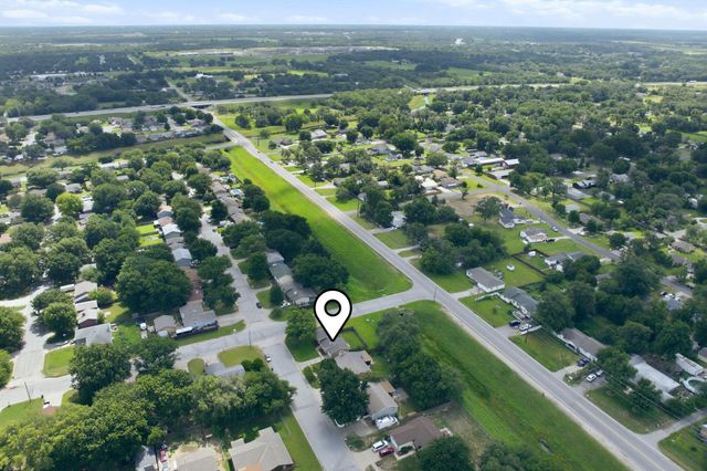 435 E Campus St, Wichita, KS 67216