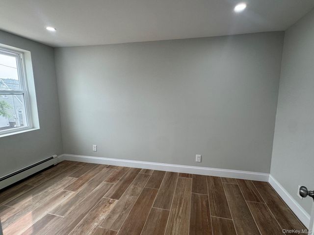 233 S Franklin Street Apt 1, Hempstead, NY 11550