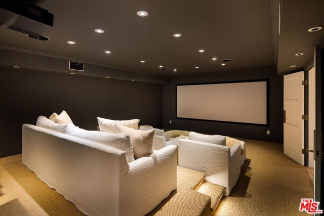 664 Elkins Road, Los Angeles, CA 90049