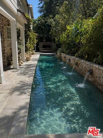 664 Elkins Road, Los Angeles, CA 90049
