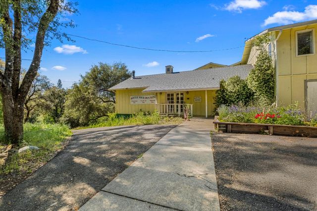 8221 Stoney Creek Road, Somerset, CA 95684