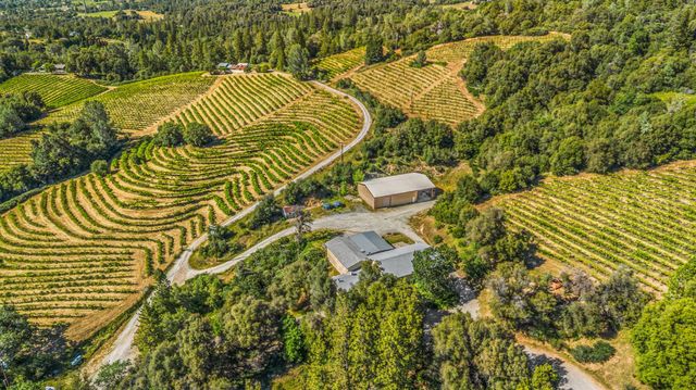 8221 Stoney Creek Road, Somerset, CA 95684