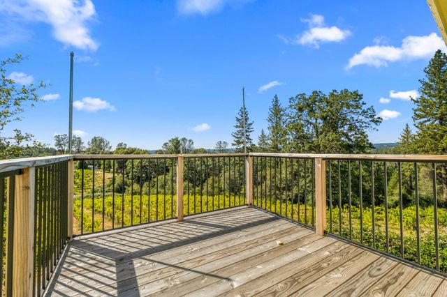 8221 Stoney Creek Road, Somerset, CA 95684